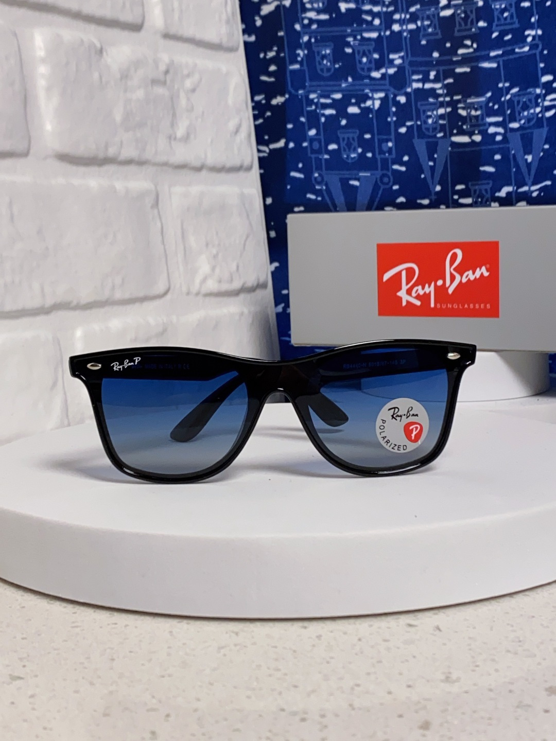 RayBan雷朋 2025新款运动墨镜连体炫彩太阳镜偏光时尚驾驶垂钓防风跑步眼镜 男女通用 RB4440