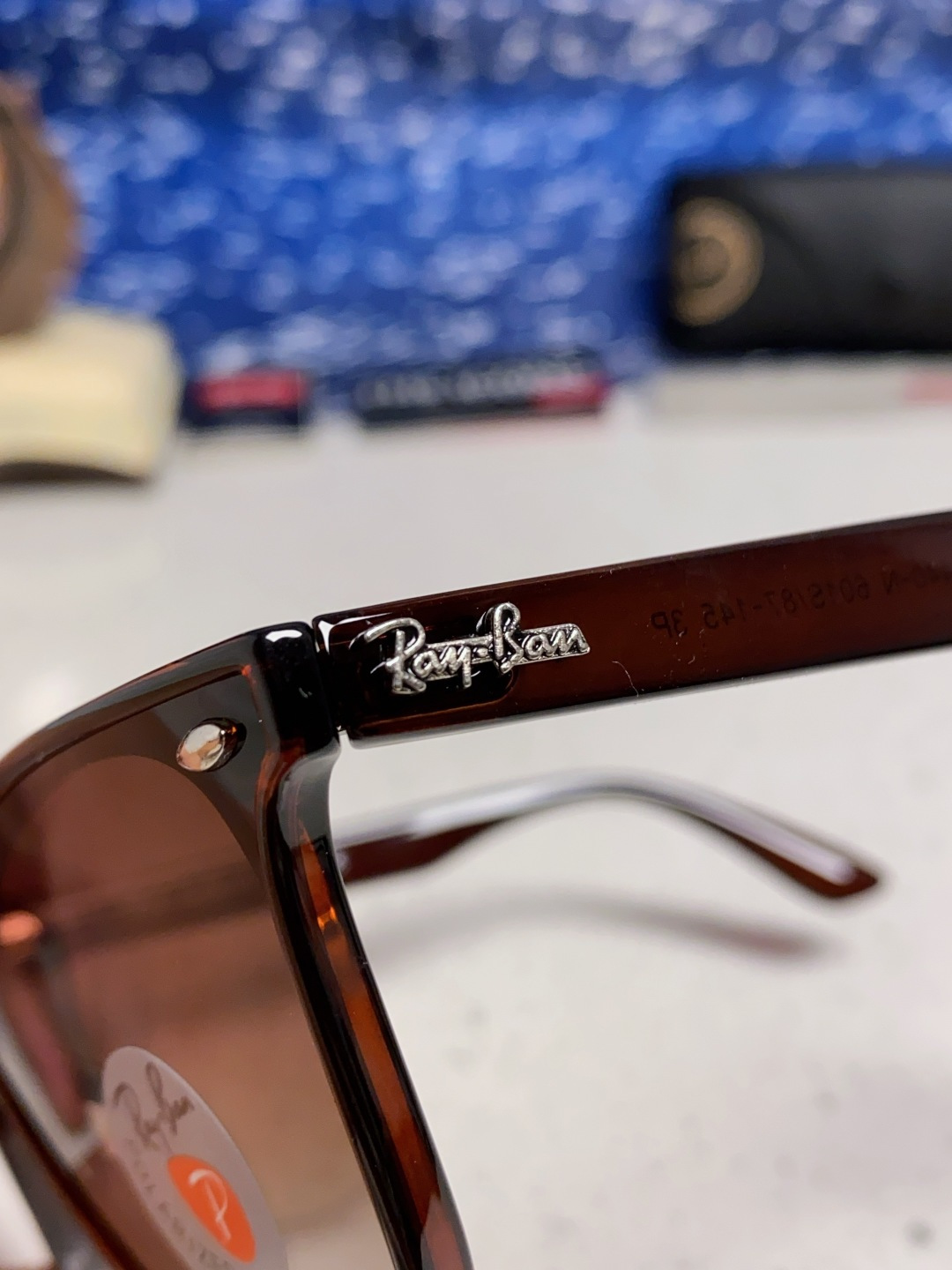 RayBan雷朋 2025新款运动墨镜连体炫彩太阳镜偏光时尚驾驶垂钓防风跑步眼镜 男女通用 RB4440