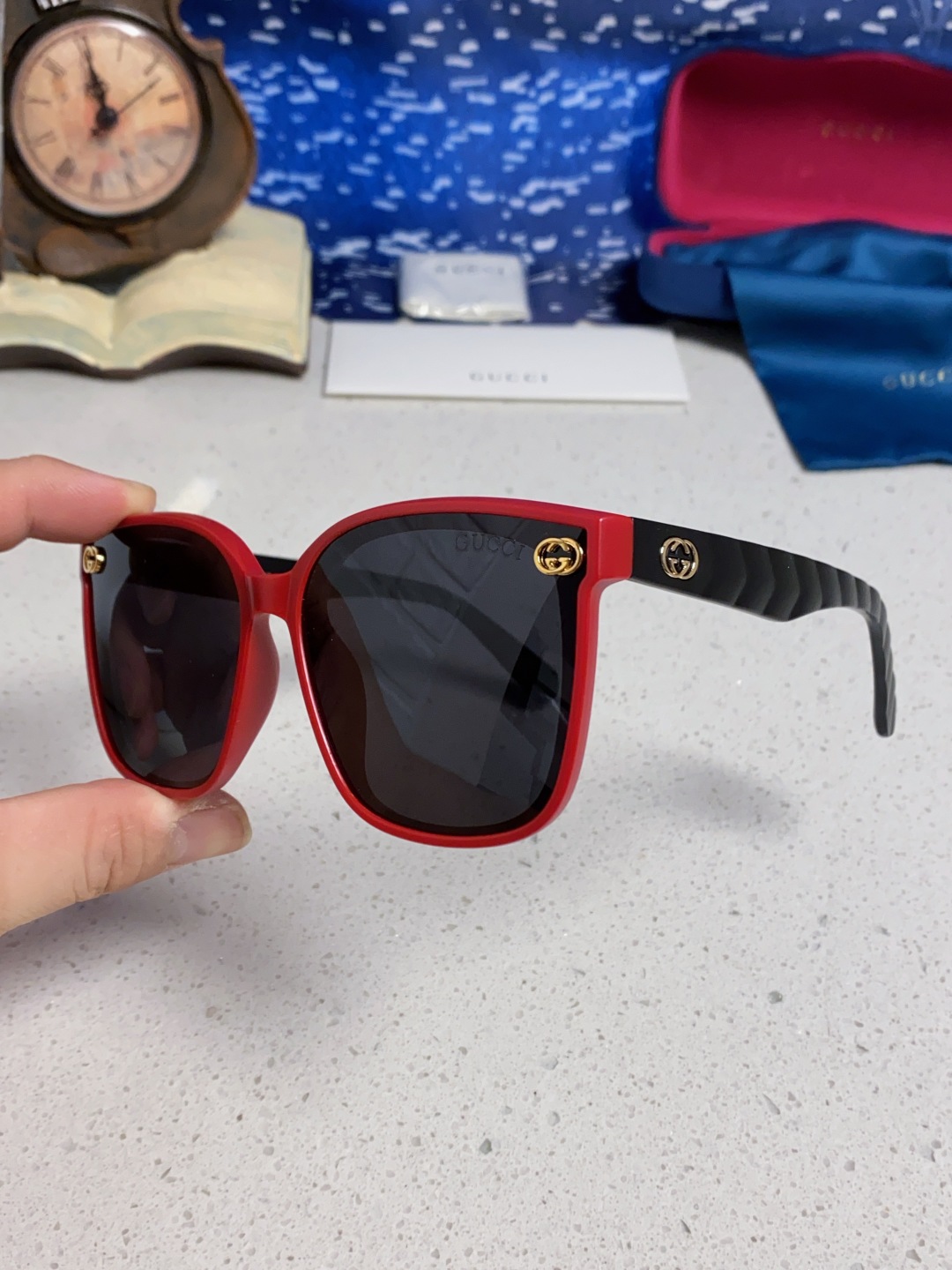 Gucci古奇 2025新款韩版防紫外线高级感网红个性时尚海边太阳镜显脸小 女士墨镜