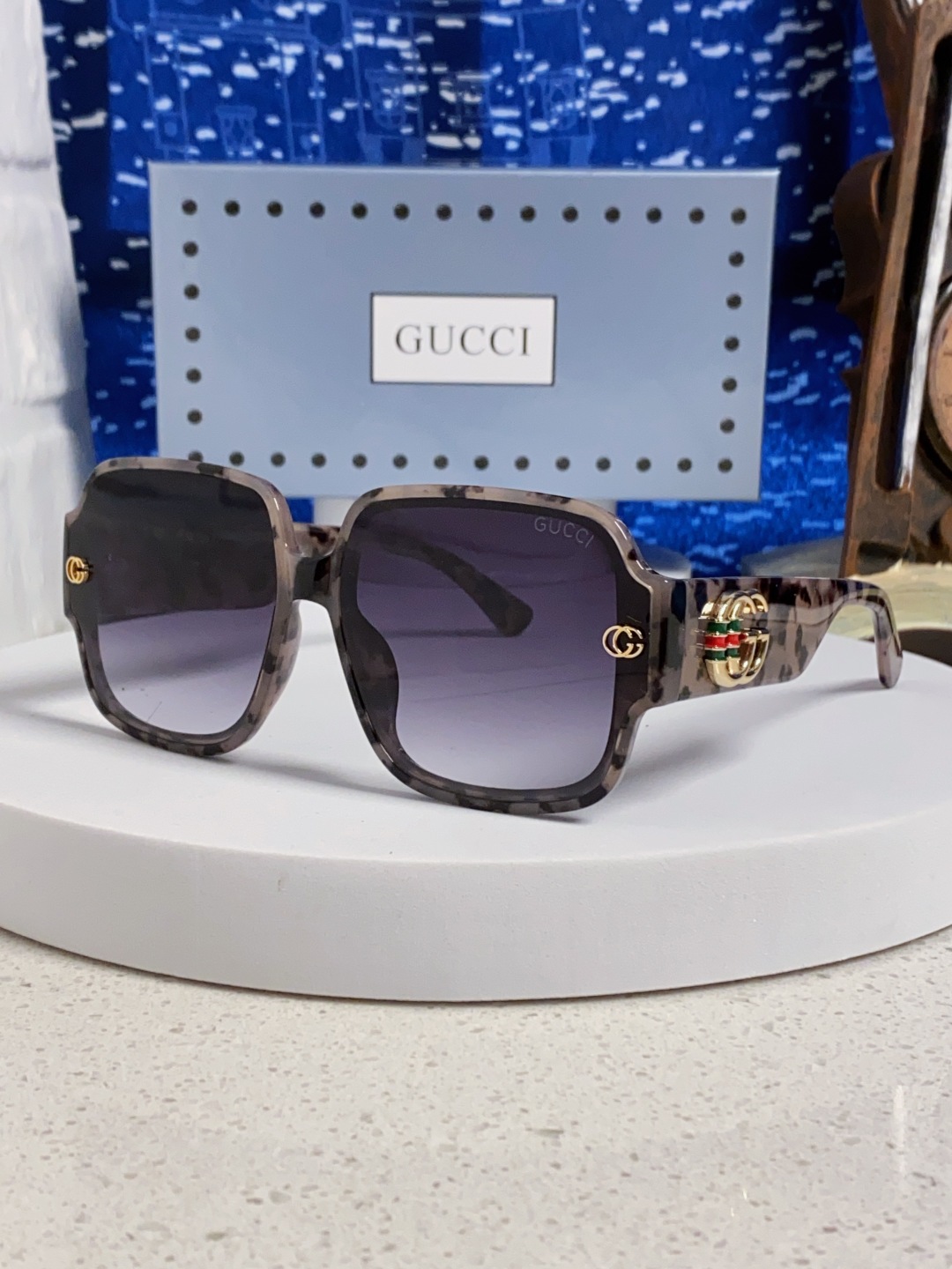 Gucci古奇 2025新款女士墨镜韩版防紫外线高级感网红个性时尚海边太阳镜显脸小 男女通用