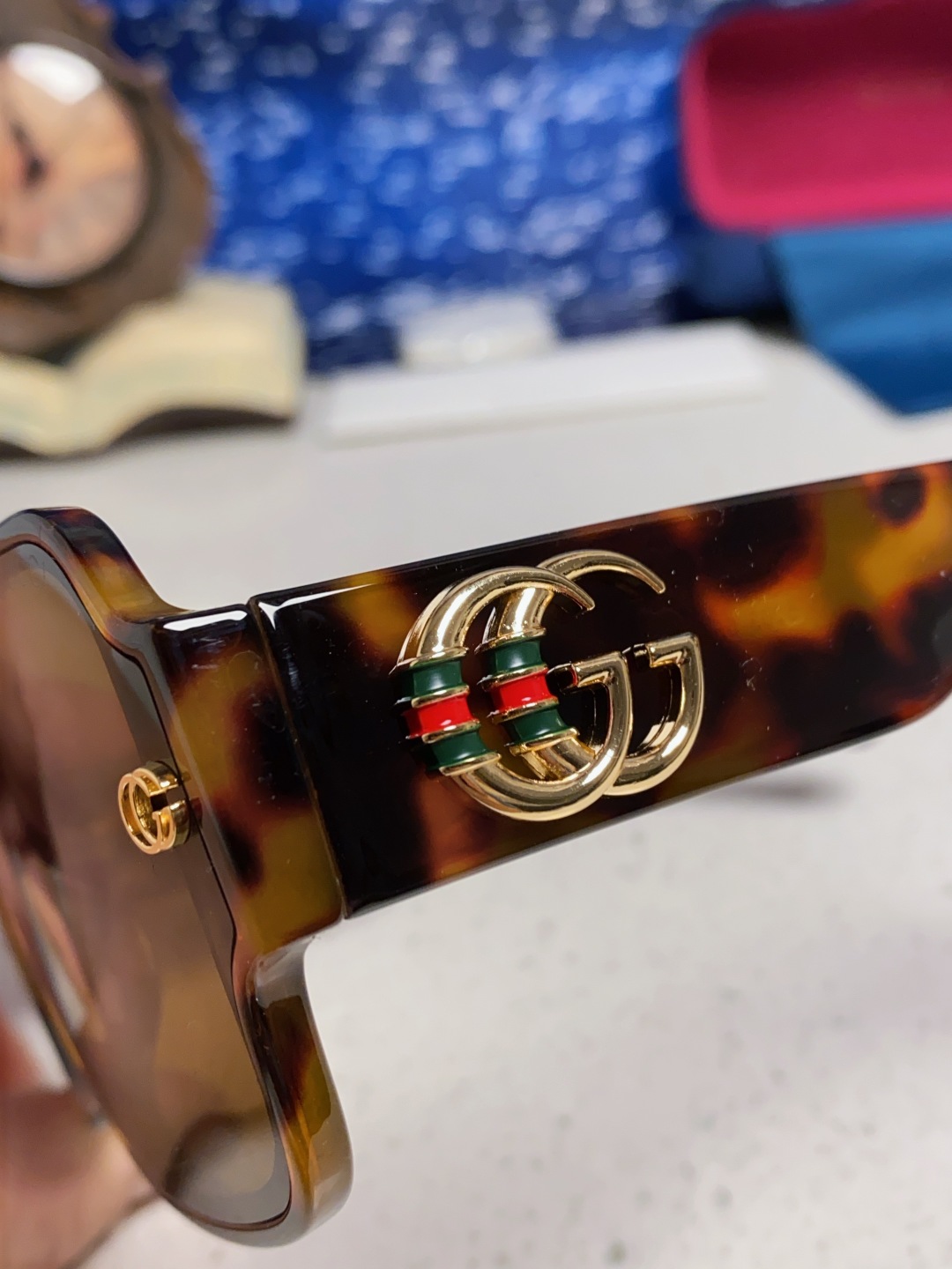 Gucci古奇 2025新款女士墨镜韩版防紫外线高级感网红个性时尚海边太阳镜显脸小 男女通用