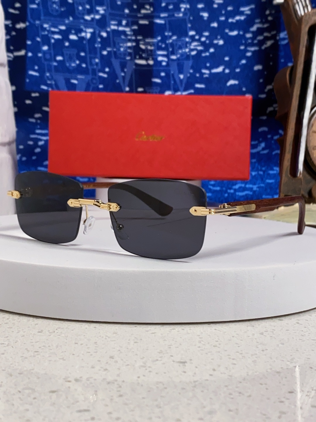 NO:553892,Cartier Cartier 2025 new men's rimless sunglasses square European and American trendy personality wooden leg sunglasses hip-hop cool sunglasses sunshade trend unisex glasses sunglasses sunglasses, glasses, cartier, cartier19860909Cartier卡地亚 2025新款男士无框太阳镜方形欧美潮个性木腿墨镜嘻哈拽酷太阳镜遮阳潮流男女通用 眼镜墨镜太阳镜,眼镜,cartier,cartier,glasses