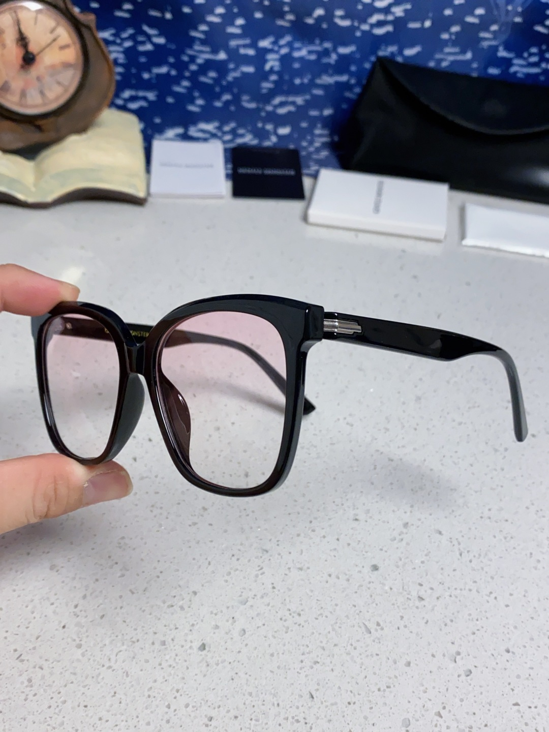  Gentle Moster(GM) GM新品大方框又一款百搭眼镜框墨镜 潮人必备 造型设计  型号：L