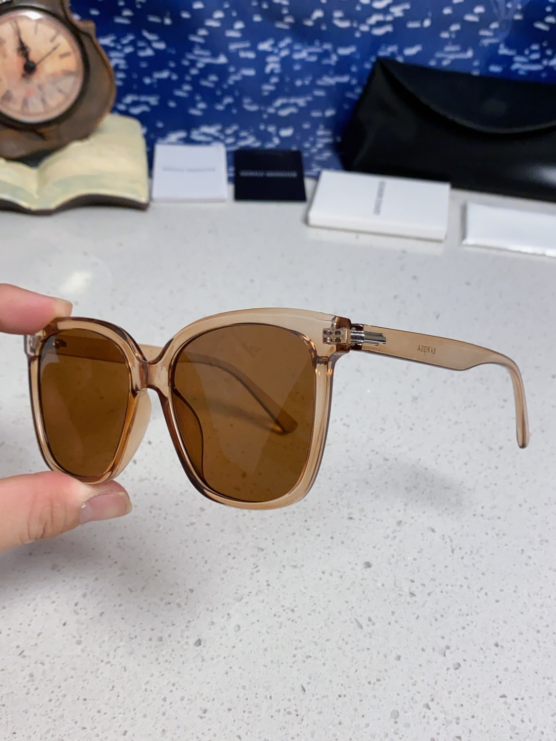  Gentle Moster(GM) GM新品大方框又一款百搭眼镜框墨镜 潮人必备 造型设计  型号：L