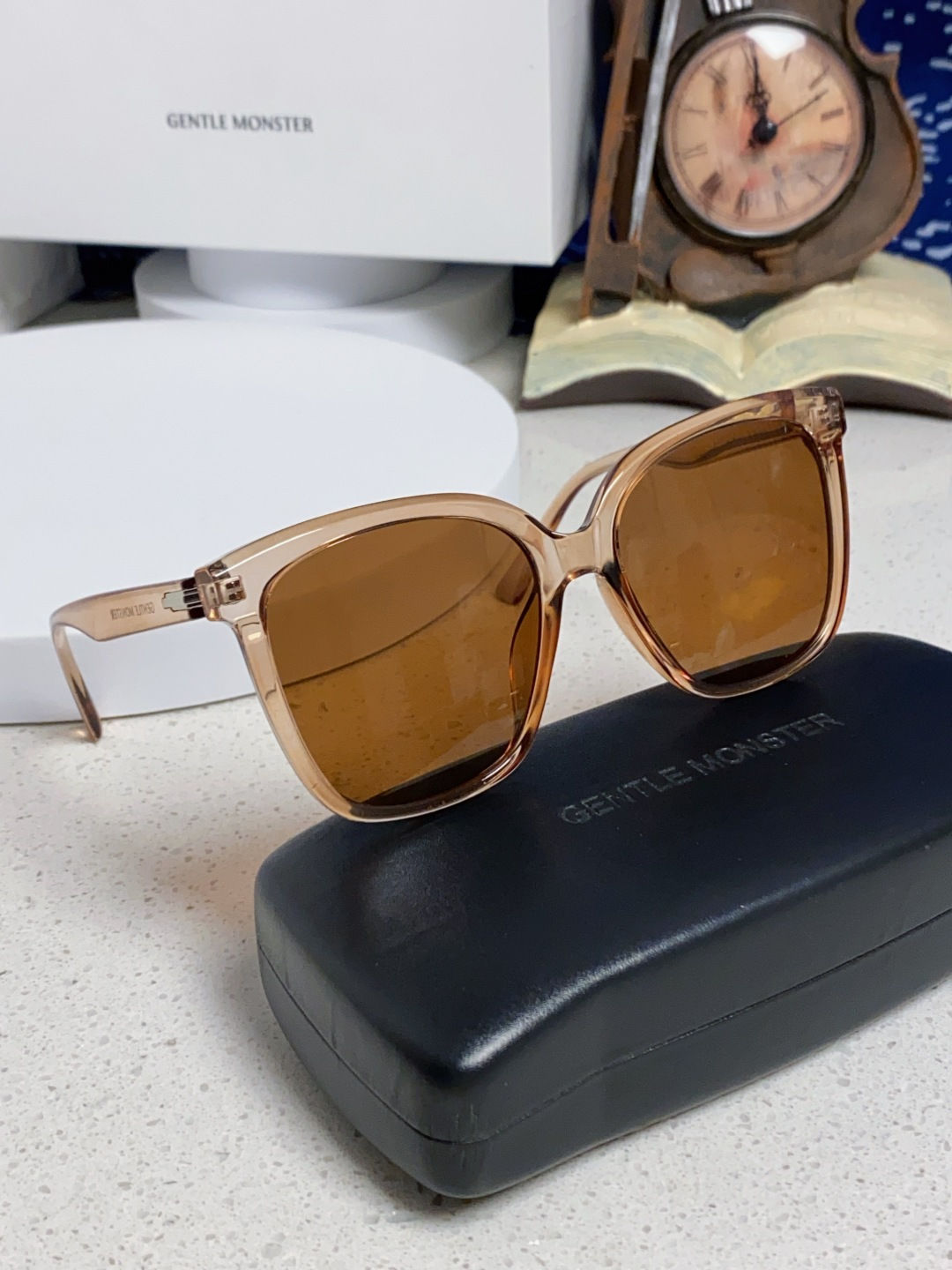  Gentle Moster(GM) GM新品大方框又一款百搭眼镜框墨镜 潮人必备 造型设计  型号：L