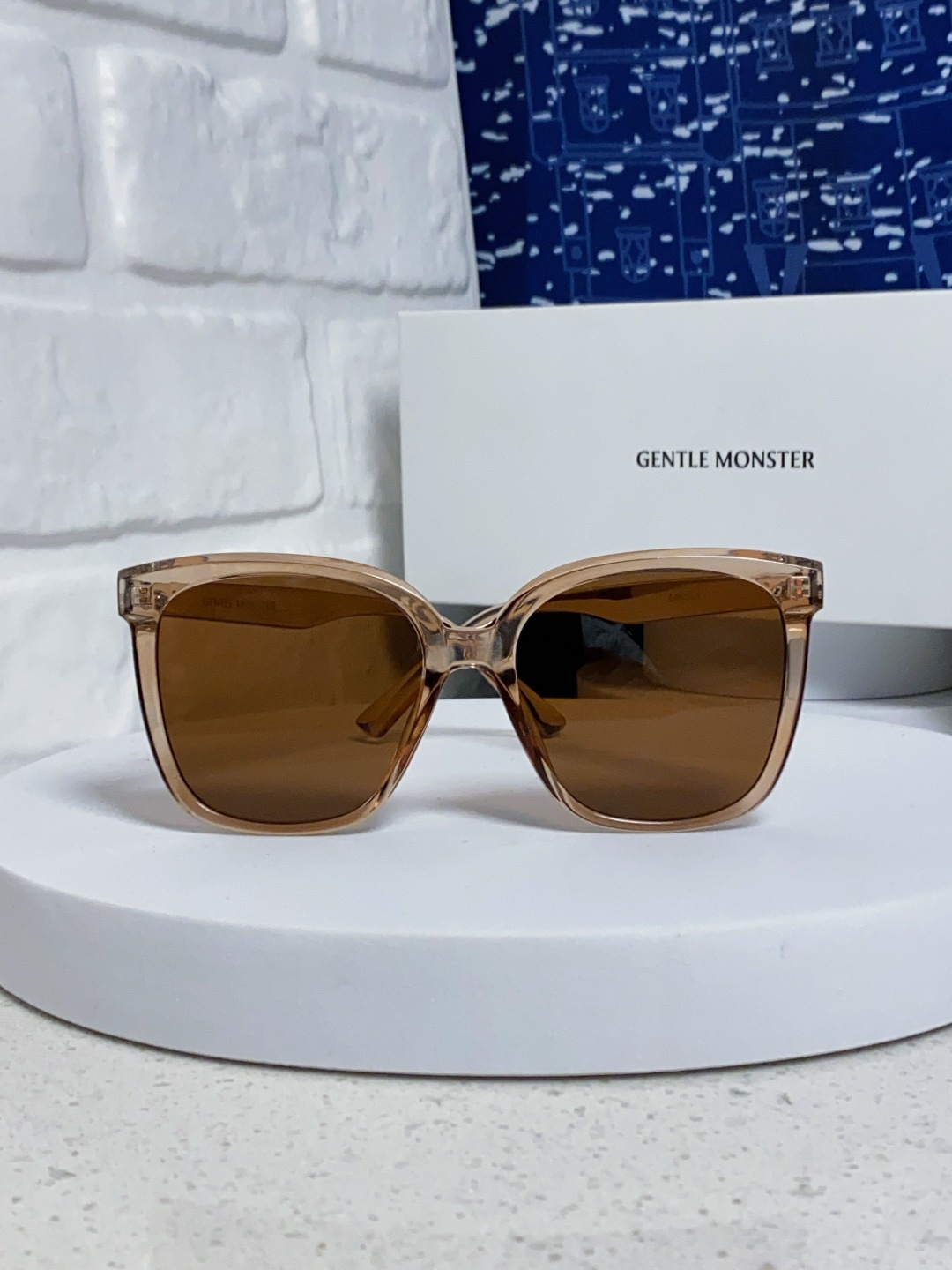  Gentle Moster(GM) GM新品大方框又一款百搭眼镜框墨镜 潮人必备 造型设计  型号：L