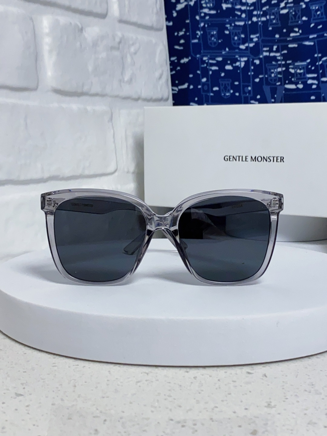  Gentle Moster(GM) GM新品大方框又一款百搭眼镜框墨镜 潮人必备 造型设计  型号：L