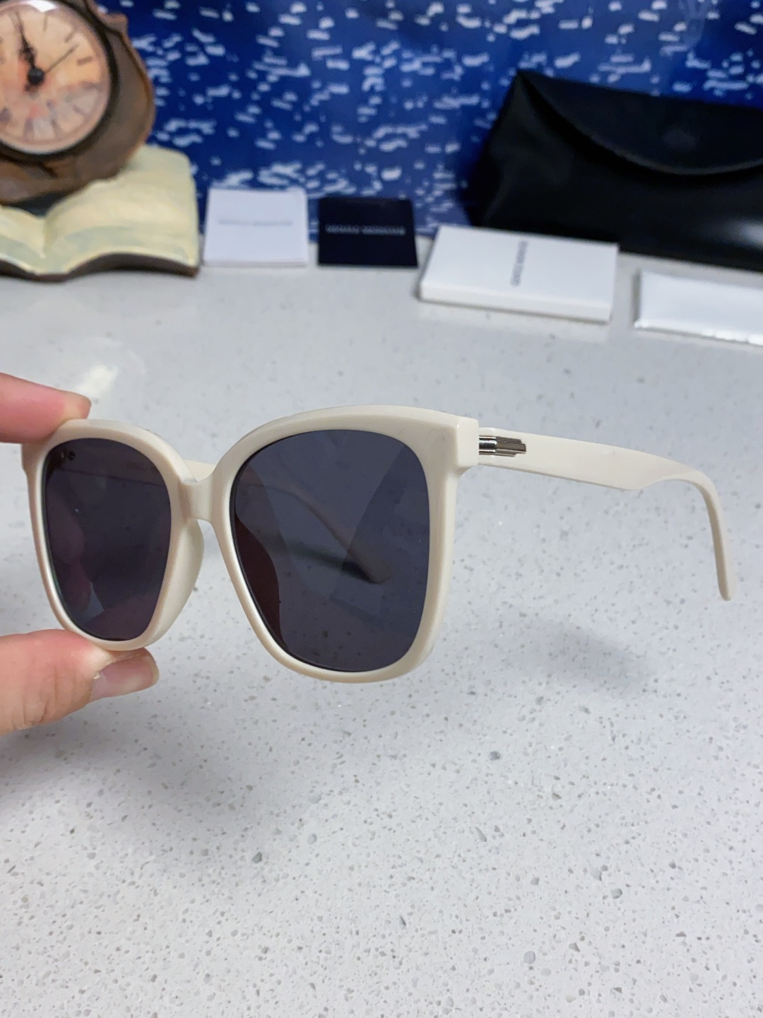  Gentle Moster(GM) GM新品大方框又一款百搭眼镜框墨镜 潮人必备 造型设计  型号：L