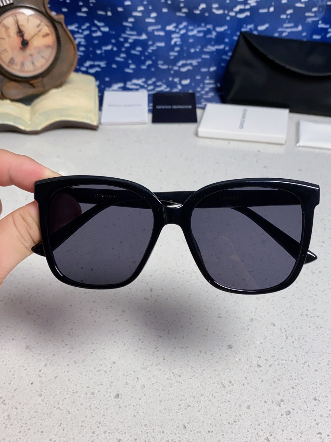  Gentle Moster(GM) GM新品大方框又一款百搭眼镜框墨镜 潮人必备 造型设计  型号：L