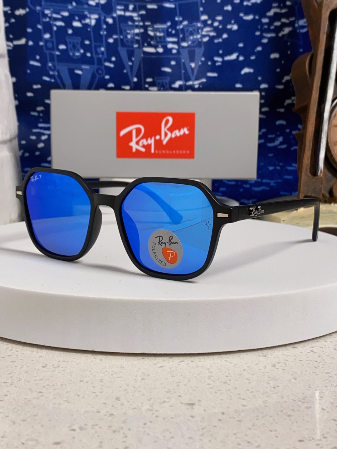  RayBan雷朋 2025新款 黑框运动偏光太阳镜 椭圆形 男女通用太阳镜 RB2194