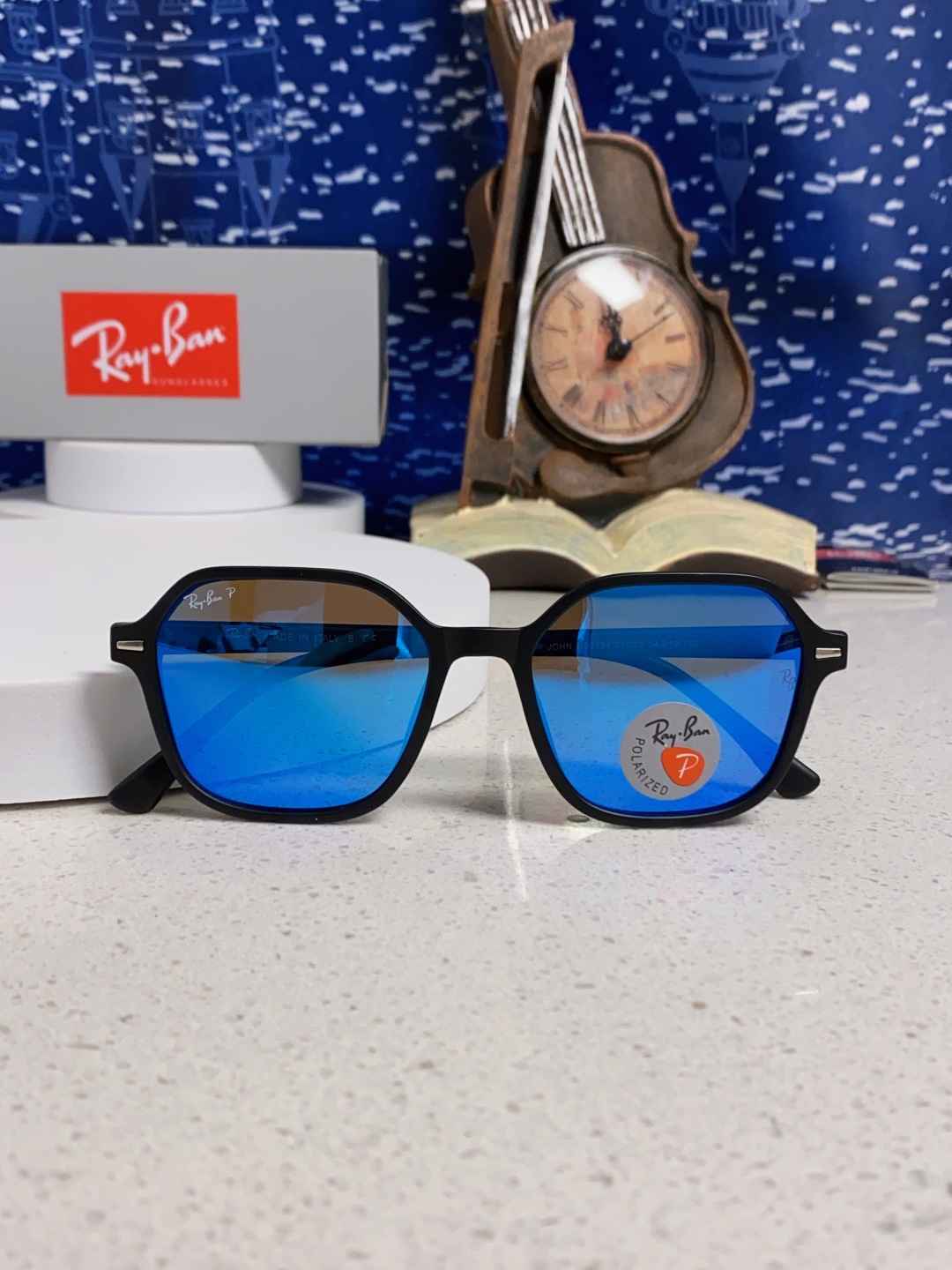  RayBan雷朋 2025新款 黑框运动偏光太阳镜 椭圆形 男女通用太阳镜 RB2194