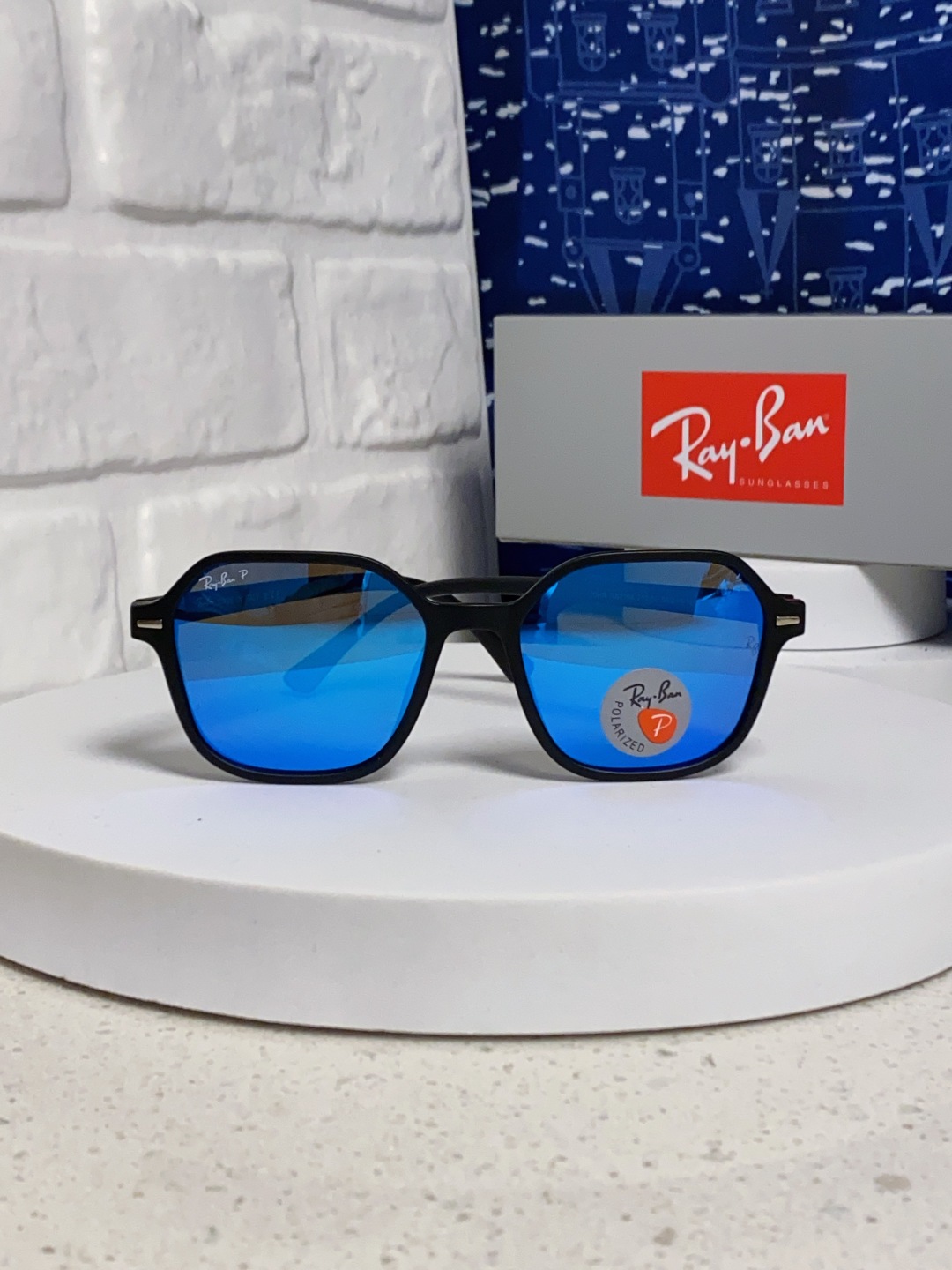  RayBan雷朋 2025新款 黑框运动偏光太阳镜 椭圆形 男女通用太阳镜 RB2194