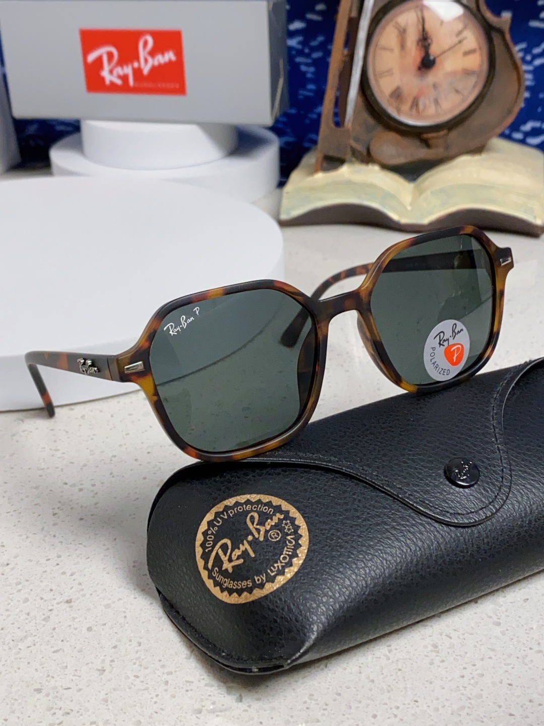  RayBan雷朋 2025新款 黑框运动偏光太阳镜 椭圆形 男女通用太阳镜 RB2194