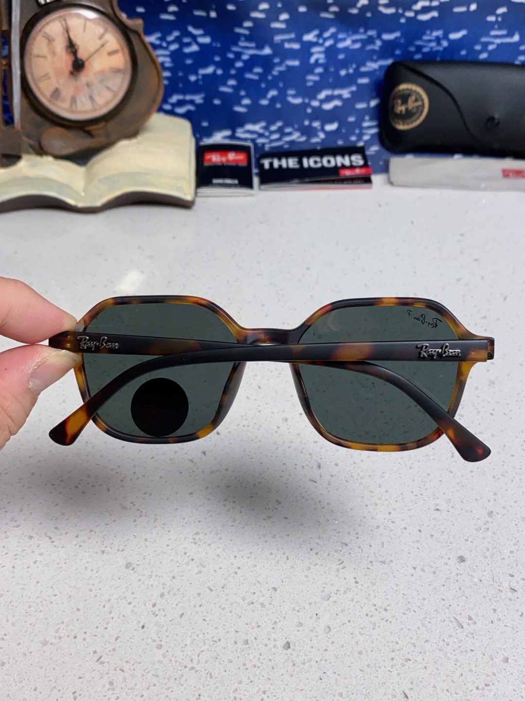  RayBan雷朋 2025新款 黑框运动偏光太阳镜 椭圆形 男女通用太阳镜 RB2194