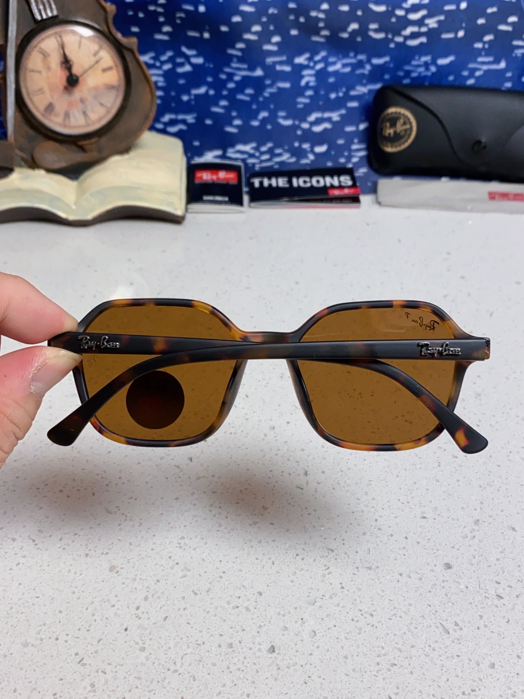  RayBan雷朋 2025新款 黑框运动偏光太阳镜 椭圆形 男女通用太阳镜 RB2194