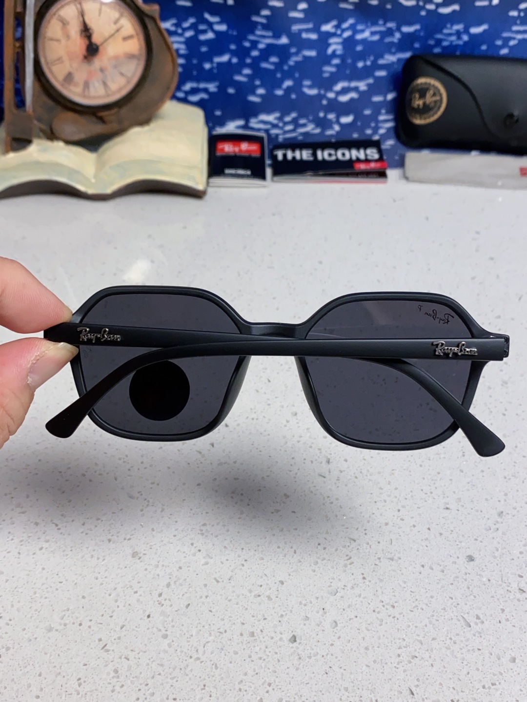 RayBan雷朋 2025新款 黑框运动偏光太阳镜 椭圆形 男女通用太阳镜 RB2194