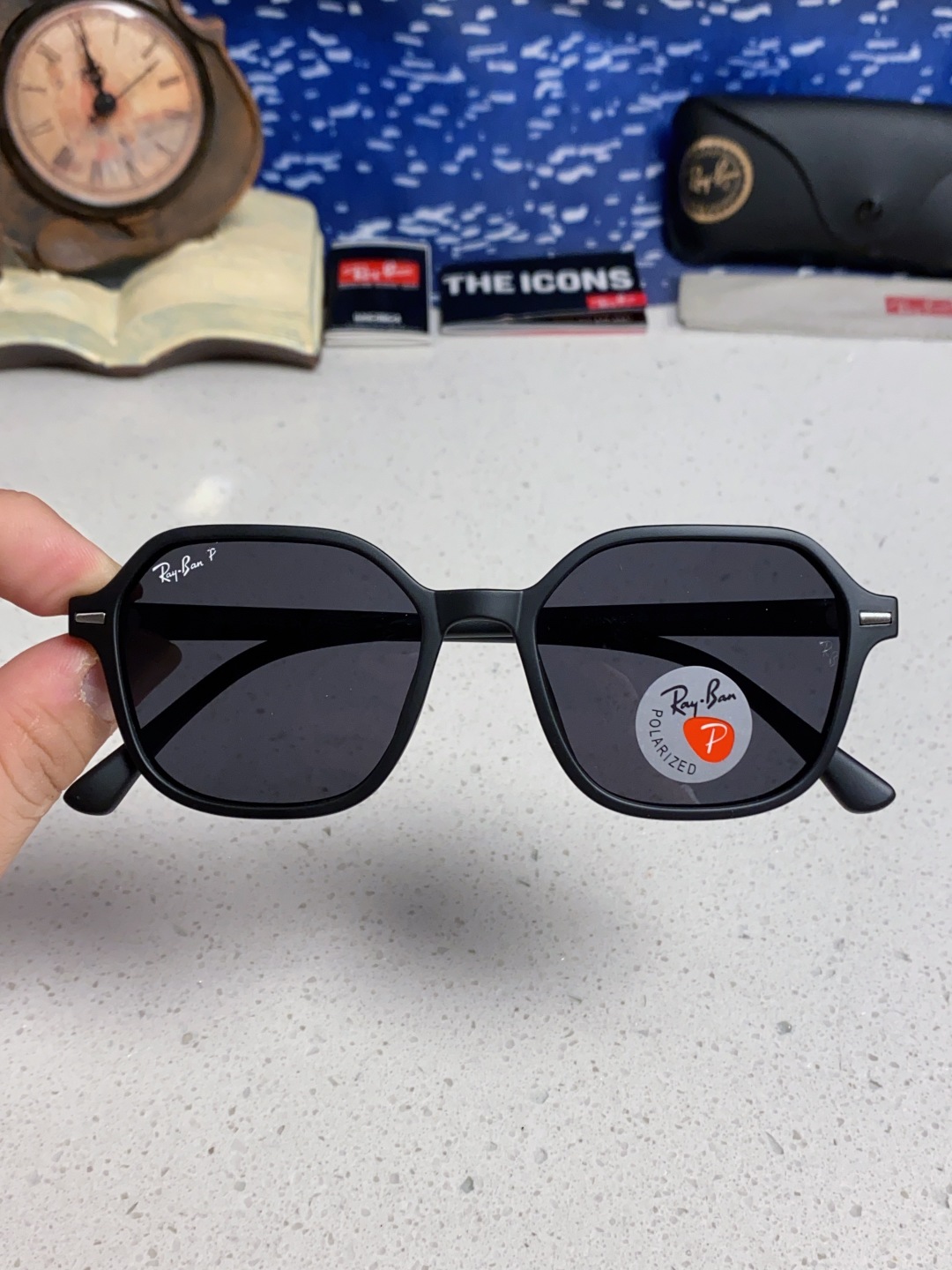 RayBan雷朋 2025新款 黑框运动偏光太阳镜 椭圆形 男女通用太阳镜 RB2194