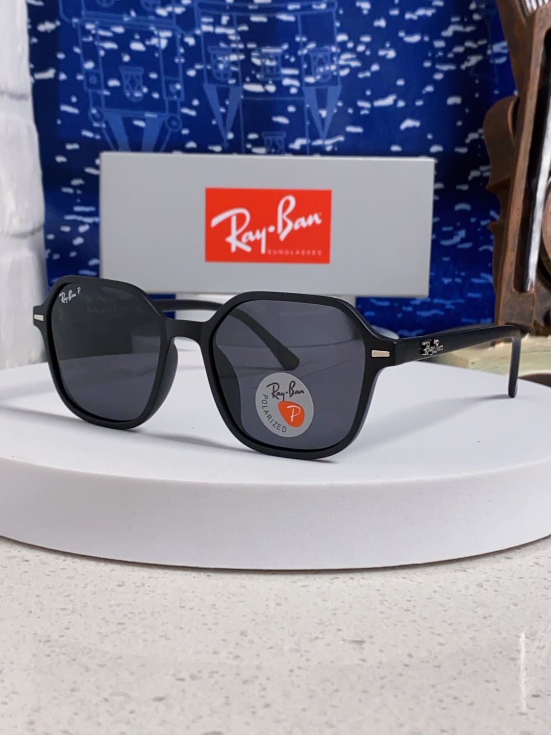 RayBan雷朋 2025新款 黑框运动偏光太阳镜 椭圆形 男女通用太阳镜 RB2194