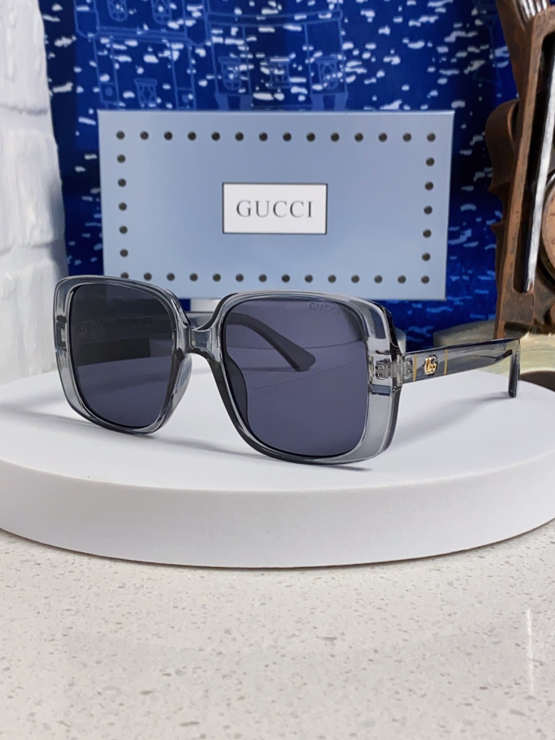  Gucci古奇 墨镜男女经典时尚方框ins防紫外线太阳眼镜男GG0638SA