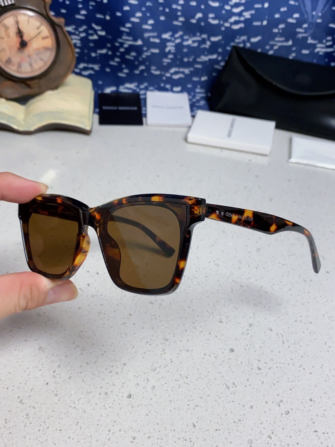 Gentle Moster(GM) 新款方框太阳眼镜女圆脸 时尚遮阳墨镜男防紫外线 型号：GEGEN