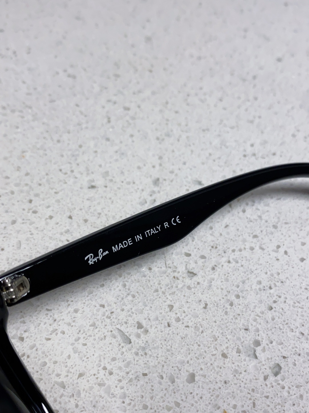 RayBan雷朋 2025新款男女偏光墨镜欧美高端时尚潮流太阳镜户外旅行防晒街拍眼镜 RB43901