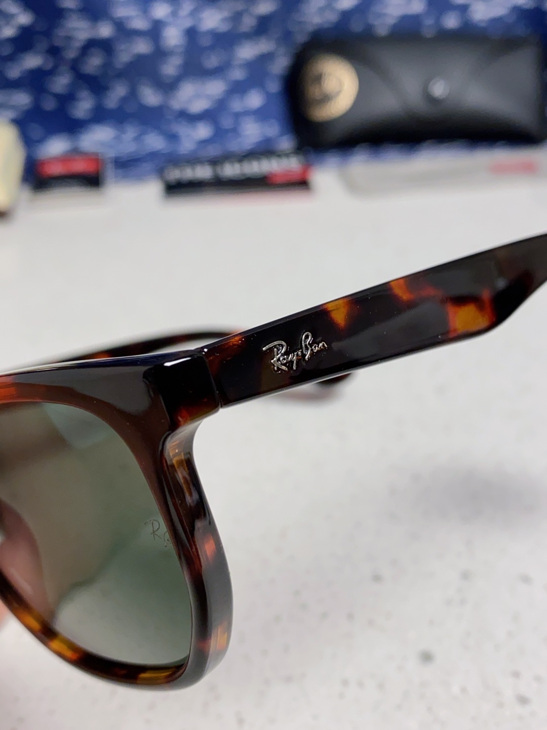 RayBan雷朋 2025新款男女偏光墨镜欧美高端时尚潮流太阳镜户外旅行防晒街拍眼镜 RB43901