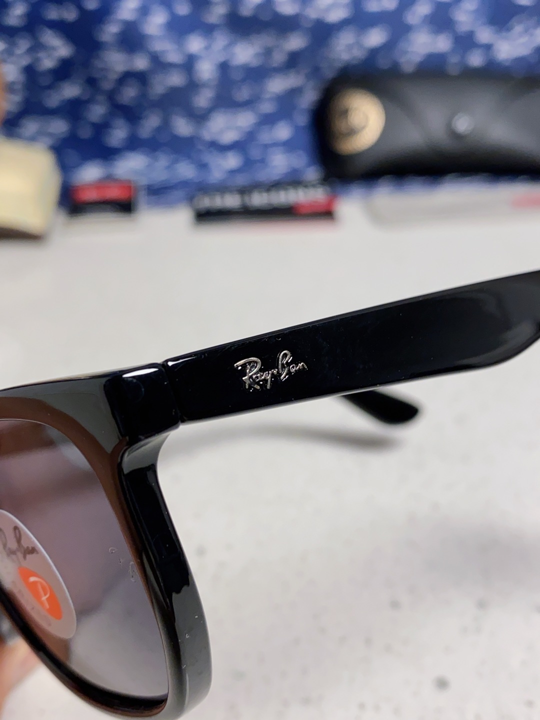 RayBan雷朋 2025新款男女偏光墨镜欧美高端时尚潮流太阳镜户外旅行防晒街拍眼镜 RB43901