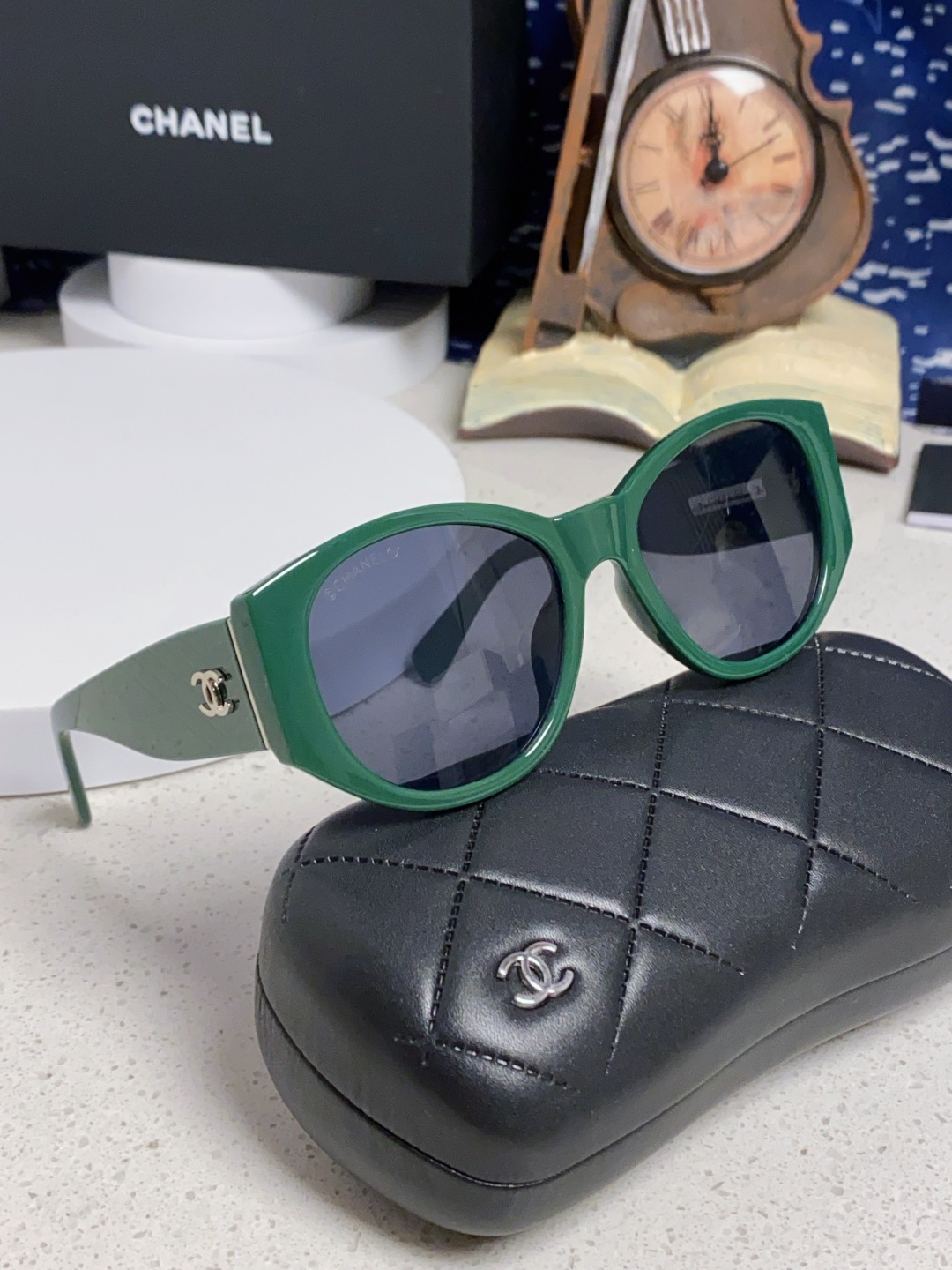 Chanel香奈儿 24新品墨镜女方圆脸太阳眼镜偏光猫眼镜框  宽腿 网红爆款 女士墨镜