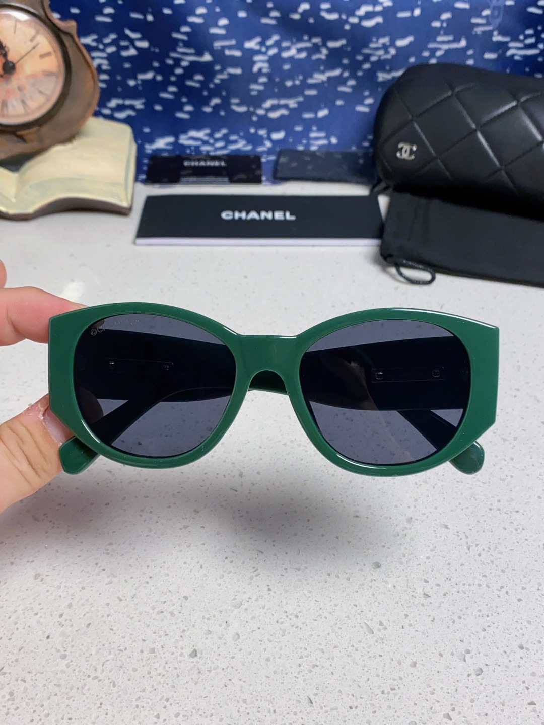  Chanel香奈儿 24新品墨镜女方圆脸太阳眼镜偏光猫眼镜框  宽腿 网红爆款 女士墨镜