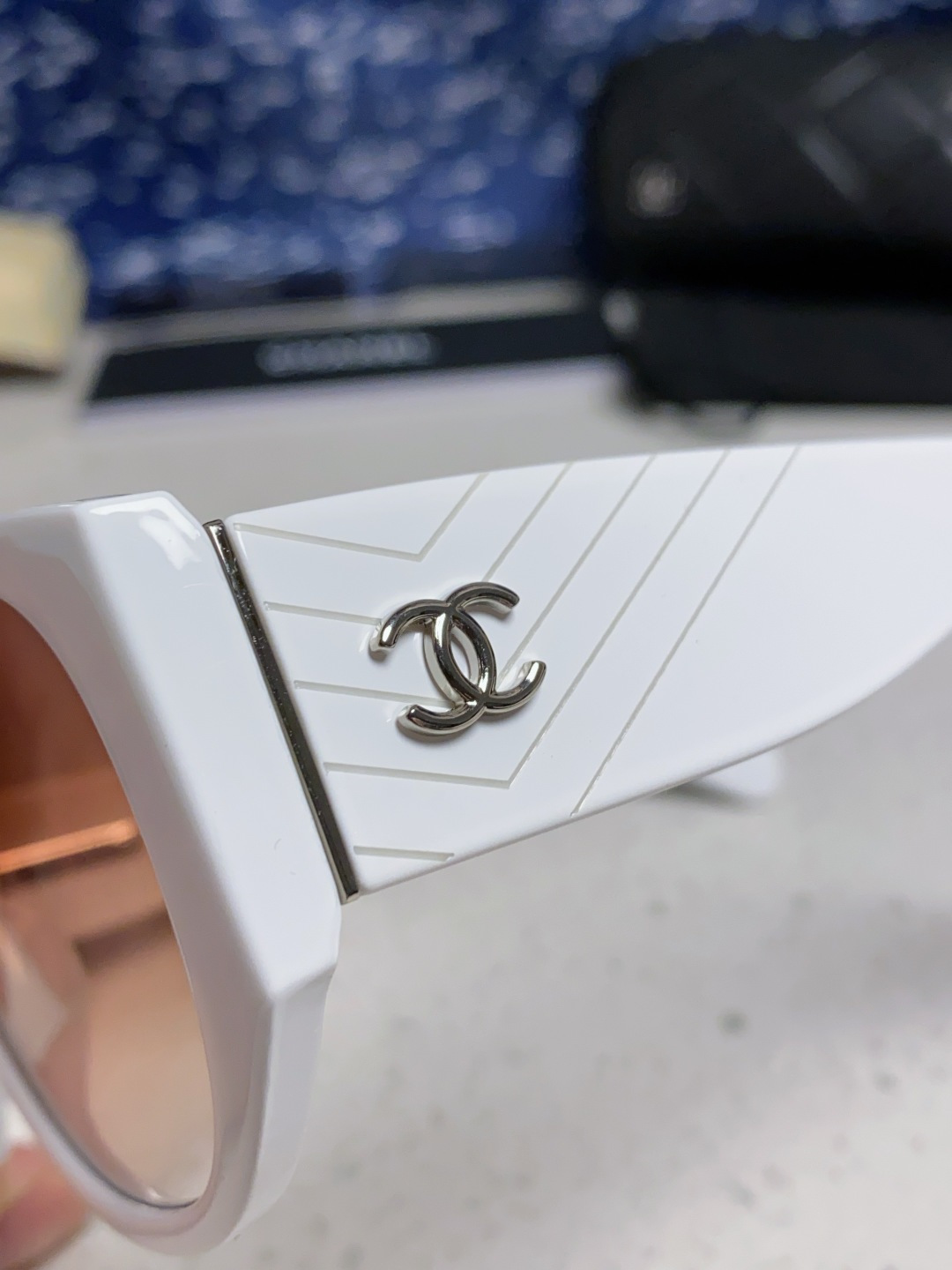  Chanel香奈儿 24新品墨镜女方圆脸太阳眼镜偏光猫眼镜框  宽腿 网红爆款 女士墨镜