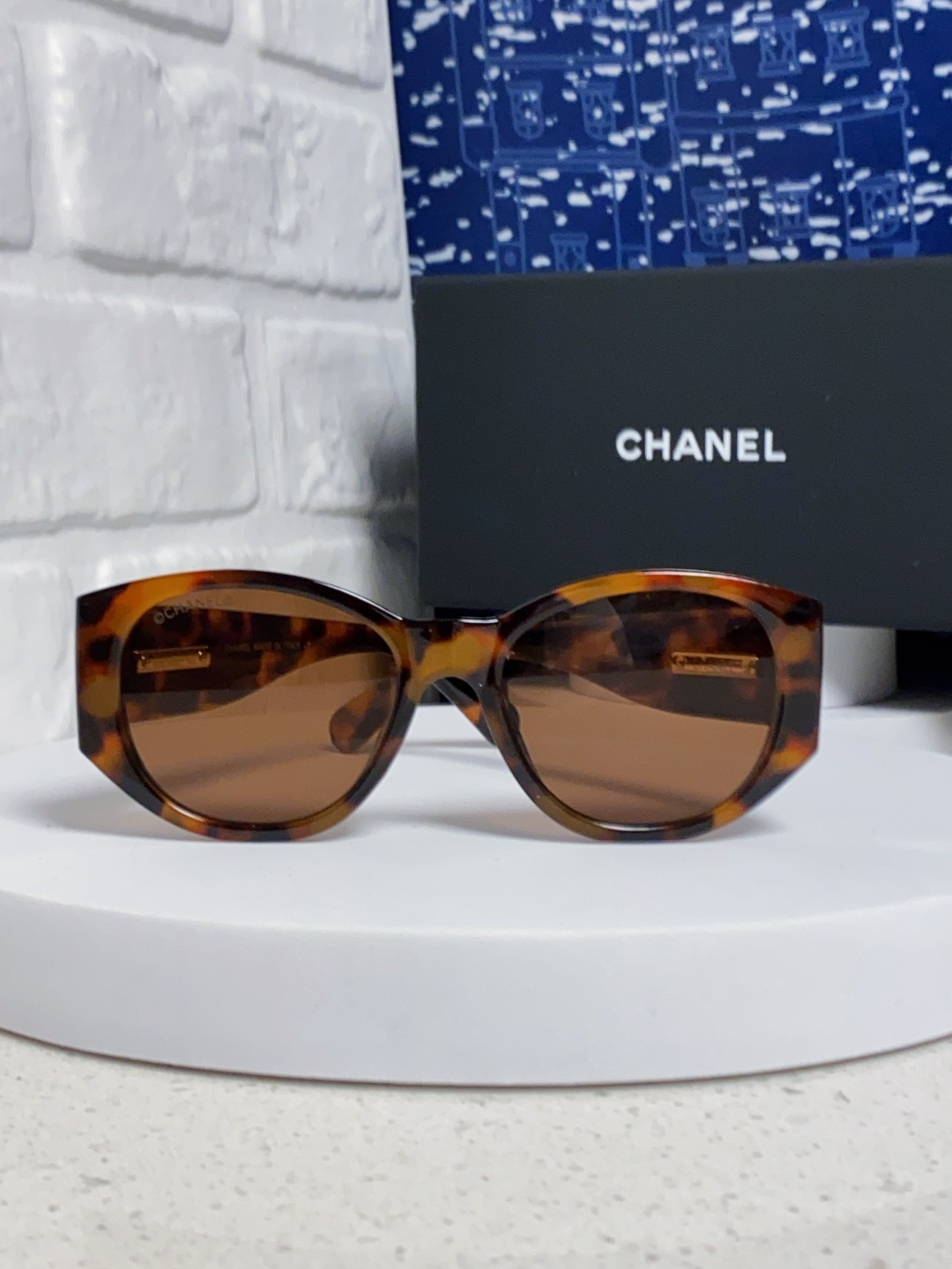  Chanel香奈儿 24新品墨镜女方圆脸太阳眼镜偏光猫眼镜框  宽腿 网红爆款 女士墨镜