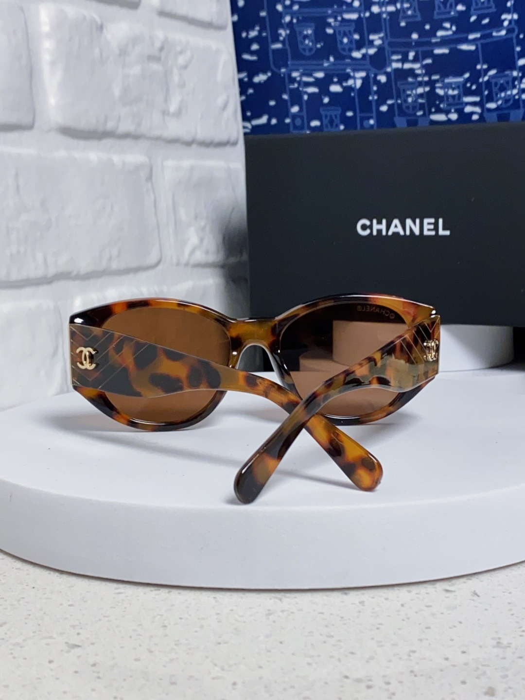  Chanel香奈儿 24新品墨镜女方圆脸太阳眼镜偏光猫眼镜框  宽腿 网红爆款 女士墨镜