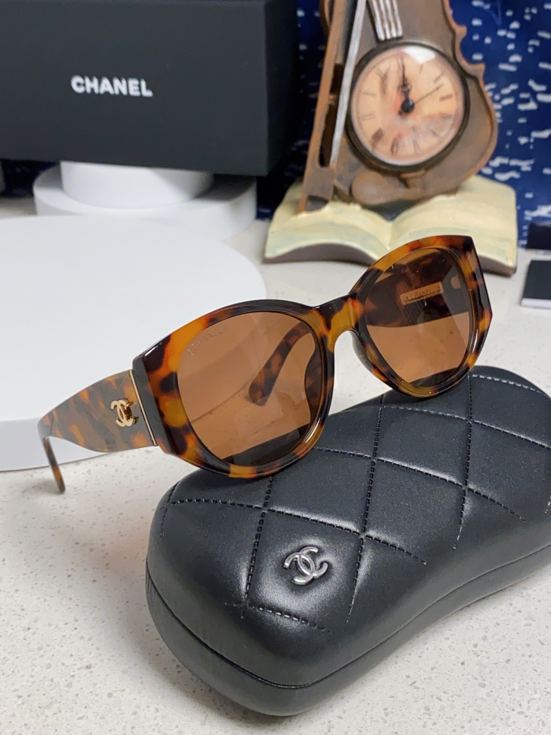  Chanel香奈儿 24新品墨镜女方圆脸太阳眼镜偏光猫眼镜框  宽腿 网红爆款 女士墨镜