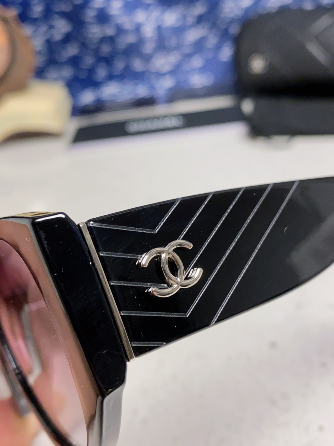  Chanel香奈儿 24新品墨镜女方圆脸太阳眼镜偏光猫眼镜框  宽腿 网红爆款 女士墨镜