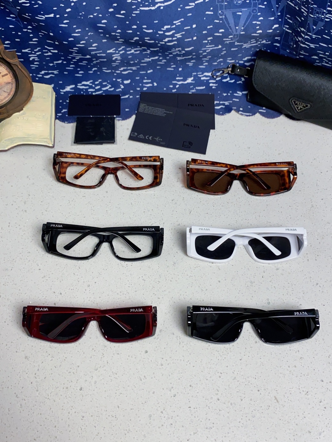 Prada普拉达 2025新款欧美时尚方形护目未来科技感太阳镜时尚潮流设计墨镜可配度数 SPRB03
