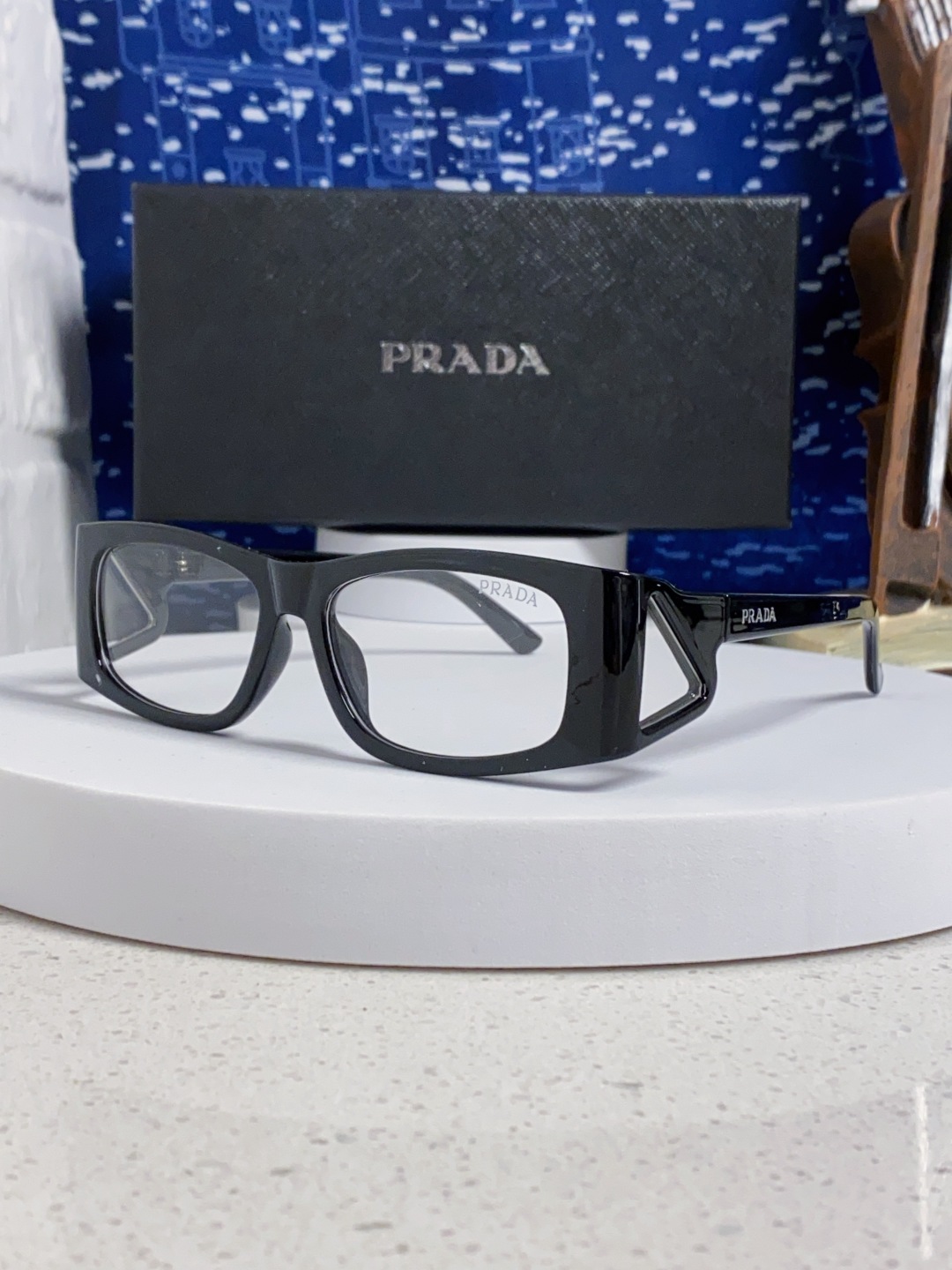 Prada普拉达 2025新款欧美时尚方形护目未来科技感太阳镜时尚潮流设计墨镜可配度数 SPRB03