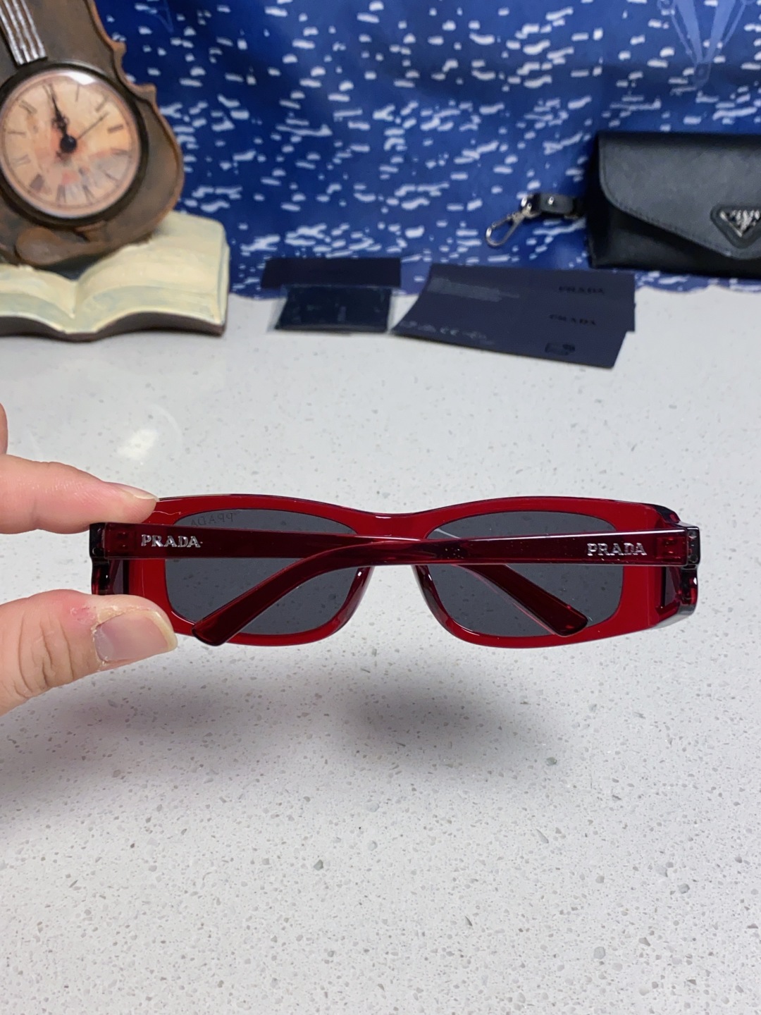 Prada普拉达 2025新款欧美时尚方形护目未来科技感太阳镜时尚潮流设计墨镜可配度数 SPRB03