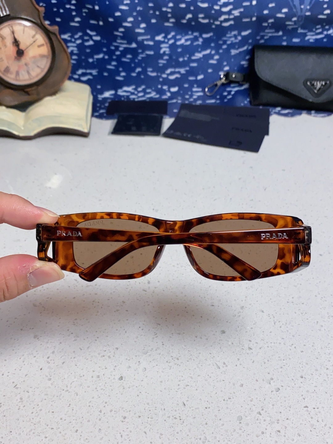 Prada普拉达 2025新款欧美时尚方形护目未来科技感太阳镜时尚潮流设计墨镜可配度数 SPRB03