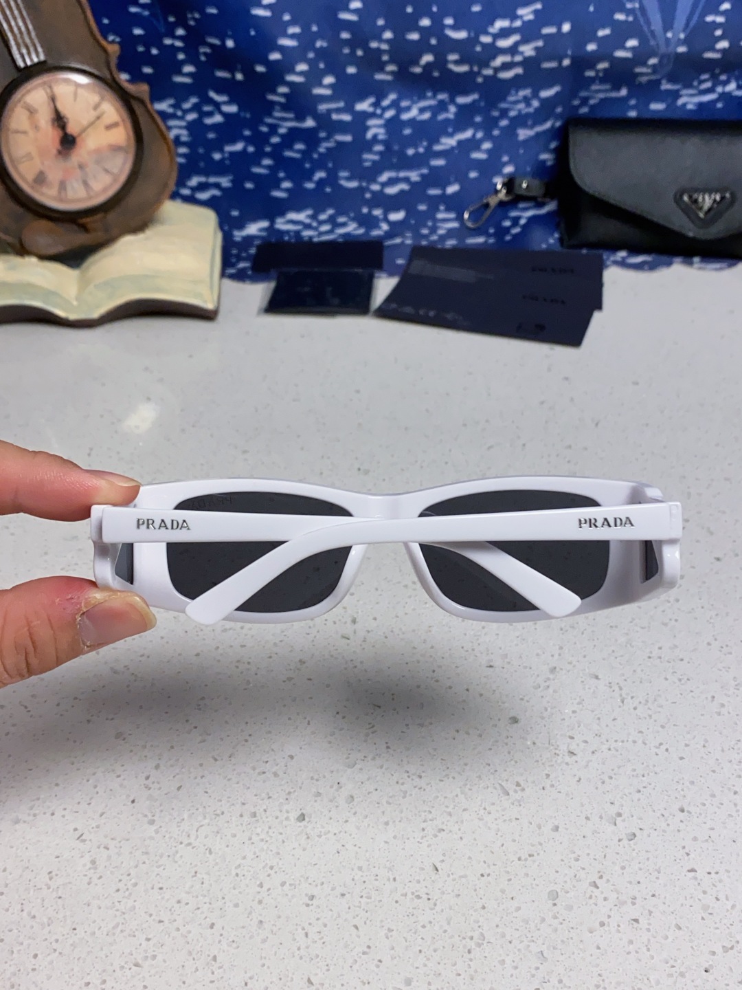 Prada普拉达 2025新款欧美时尚方形护目未来科技感太阳镜时尚潮流设计墨镜可配度数 SPRB03