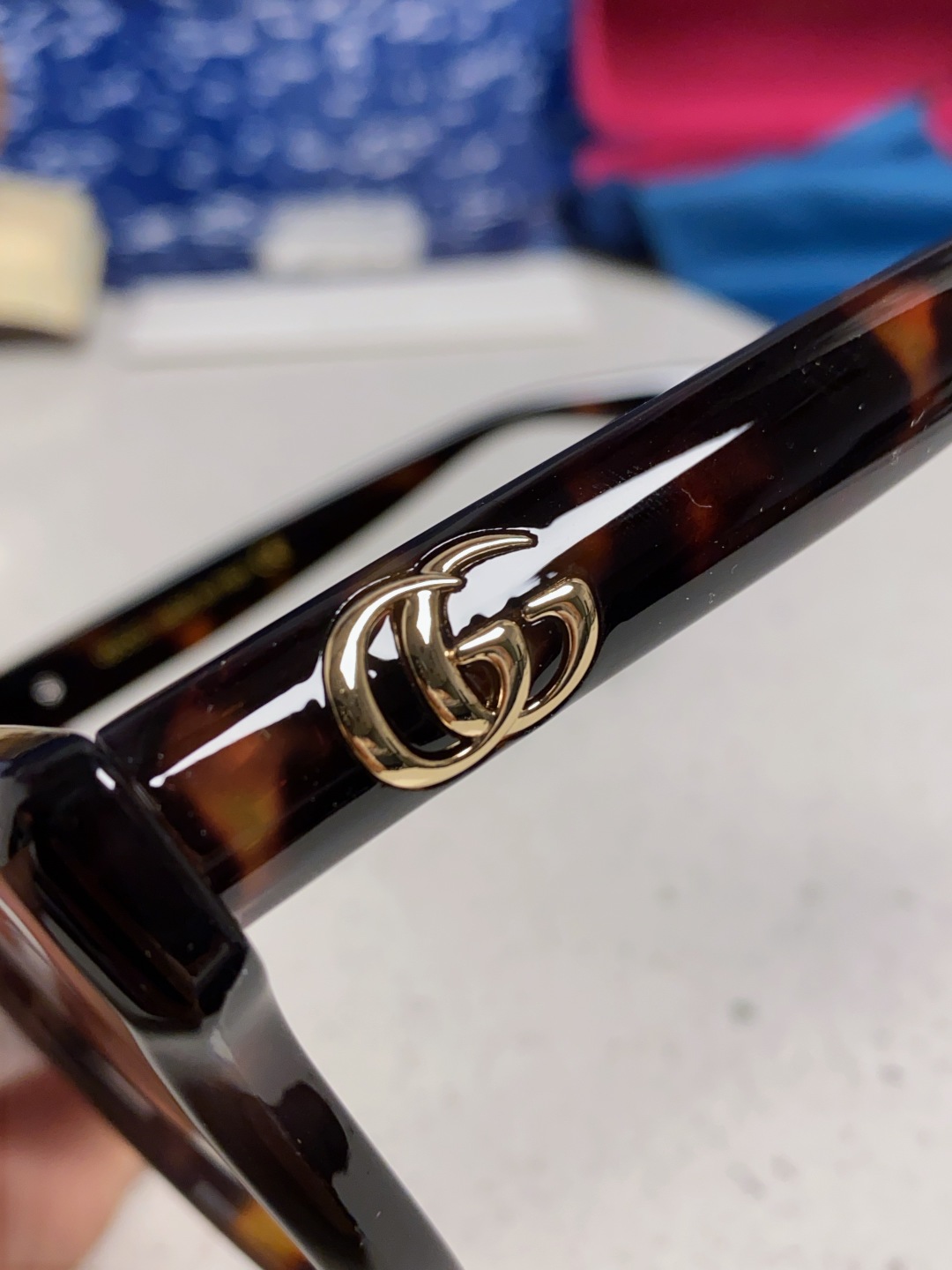 Gucci古奇 2025新款时尚潮流方圆防晒出行眼镜太阳镜墨镜 男女通用