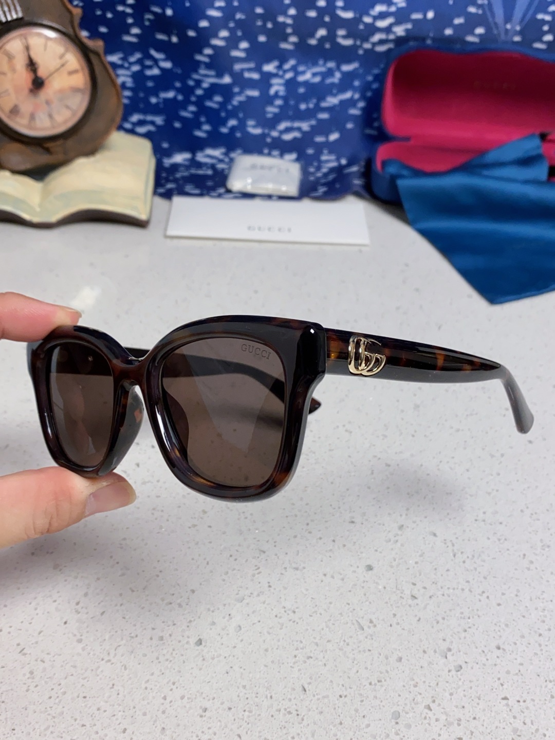 Gucci古奇 2025新款时尚潮流方圆防晒出行眼镜太阳镜墨镜 男女通用