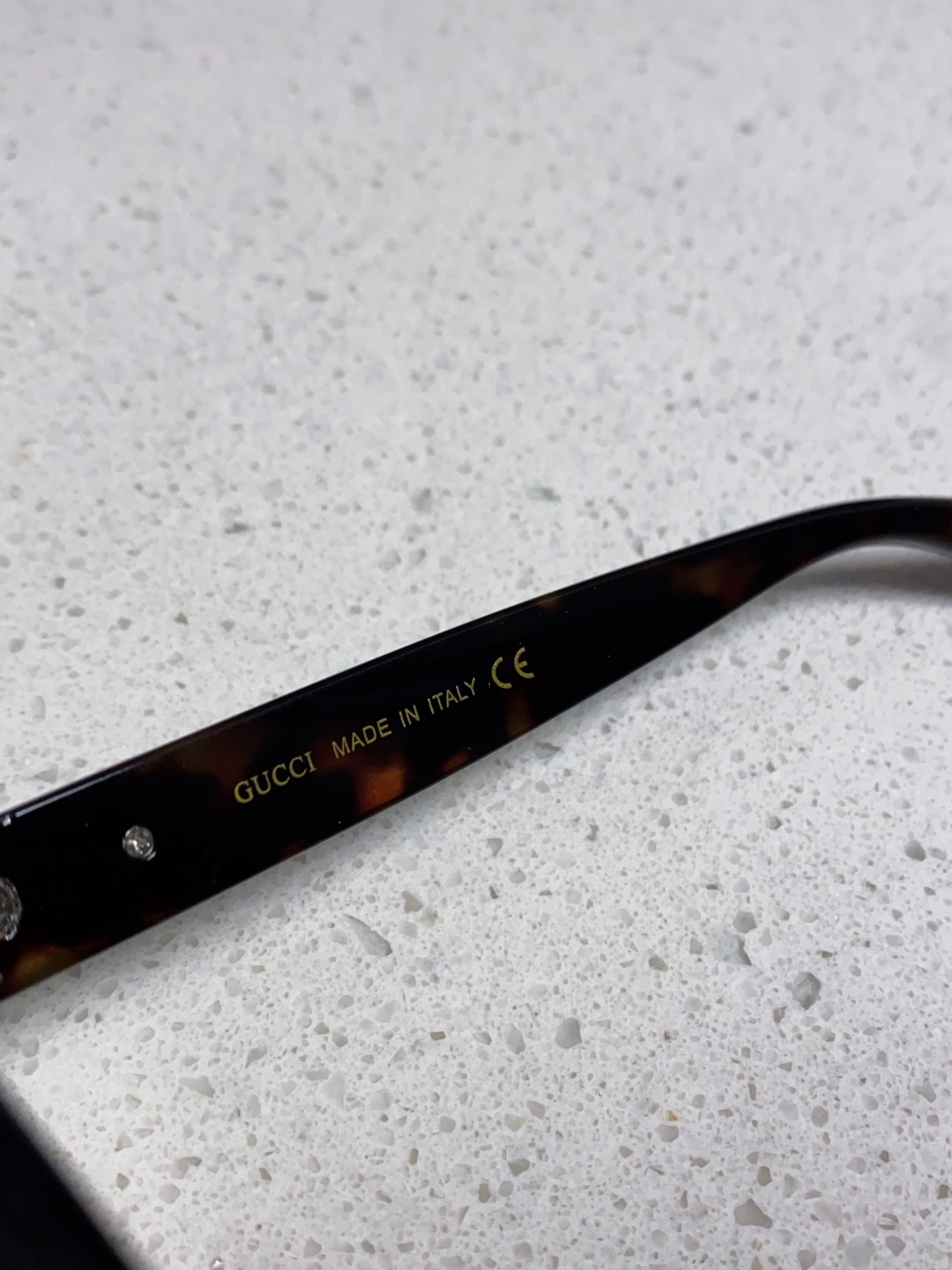 Gucci古奇 2025新款时尚潮流方圆防晒出行眼镜太阳镜墨镜 男女通用