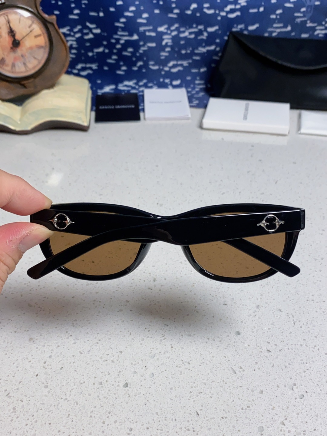 P 105 Gentle Moster(GM) 王嘉尔同款高品质欧美小框墨镜男时尚太阳镜女款防紫外线眼镜驾驶镜椭圆形    型号：Monochrome