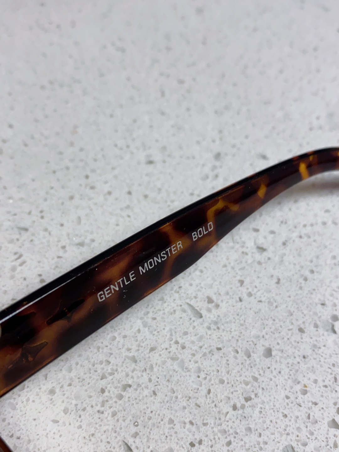 Gentle Moster(GM) 2025新款 ins椭圆猫眼偏光墨镜女高级感防紫外线时尚遮阳防晒近视