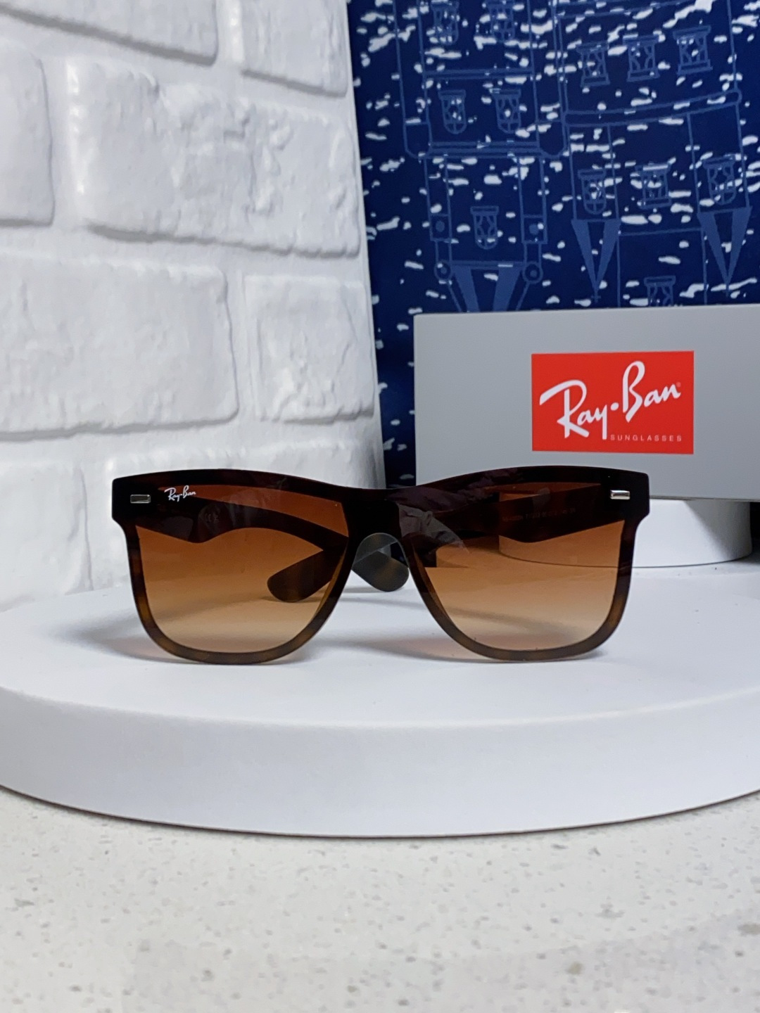  Rayban雷朋 2025新款欧美复古方形连体大框炫彩墨镜男女同款骑行朋克风平面太阳眼镜 RB4388