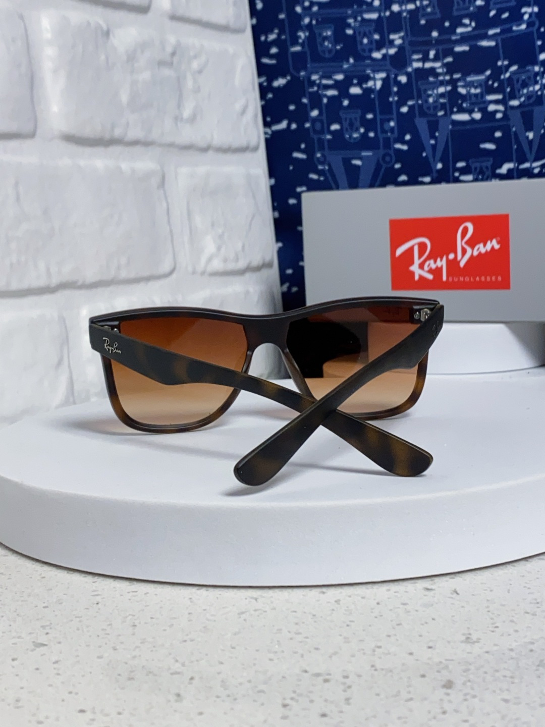  Rayban雷朋 2025新款欧美复古方形连体大框炫彩墨镜男女同款骑行朋克风平面太阳眼镜 RB4388