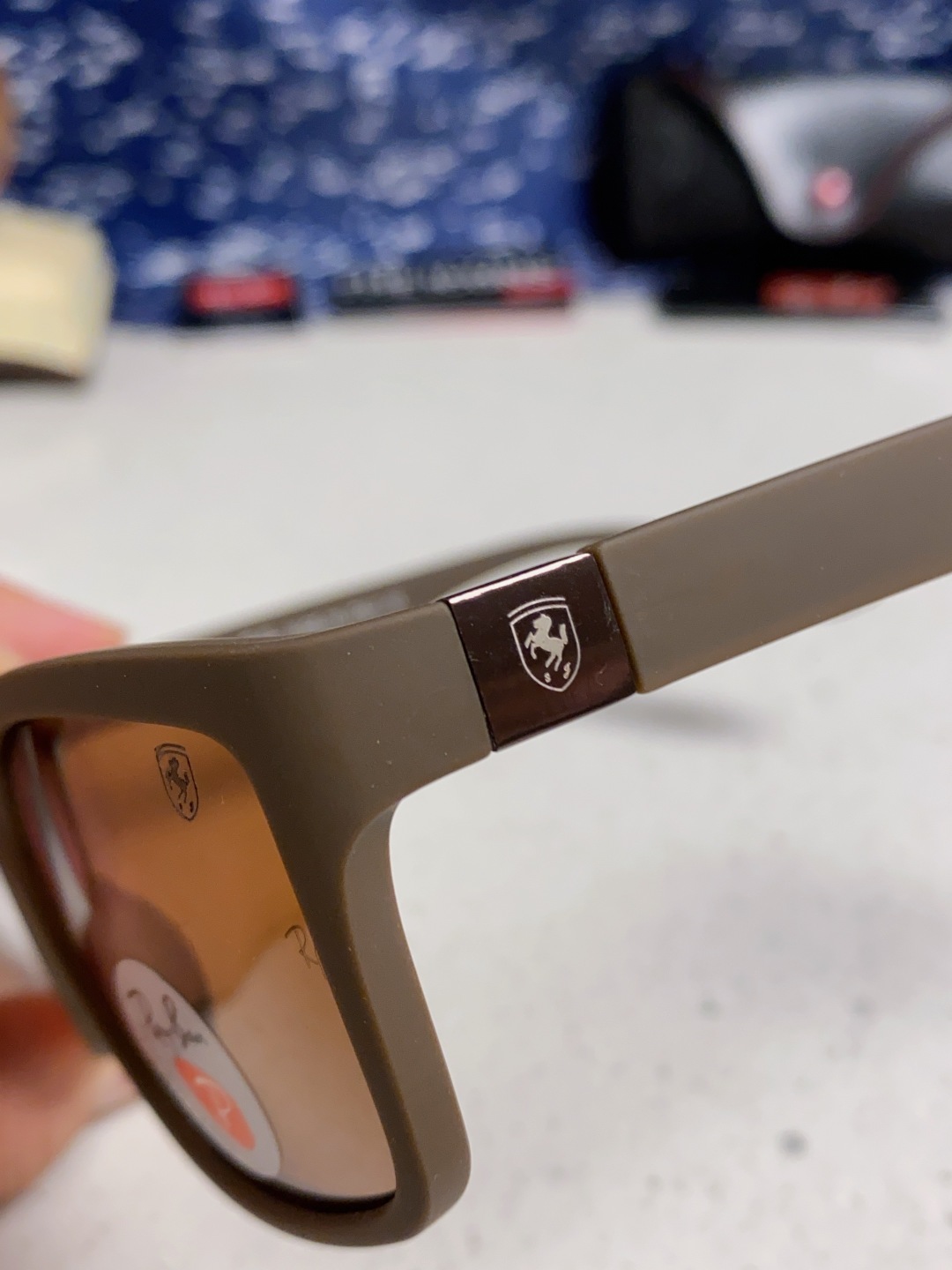 Rayban雷朋法拉利联名 2025新款偏光太阳镜方形框眼镜男女墨镜大框 RB4558