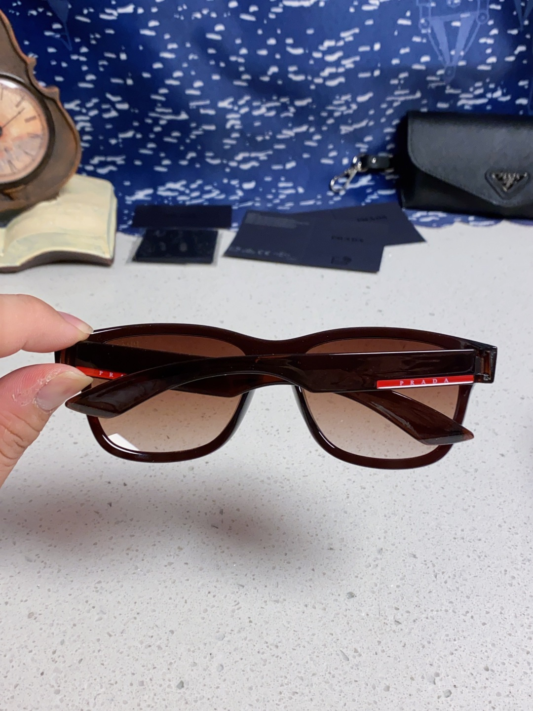  PRADA普拉达 新款男士欧美运动太阳镜女防紫外线流行眼镜通用优雅防晒外贸墨镜