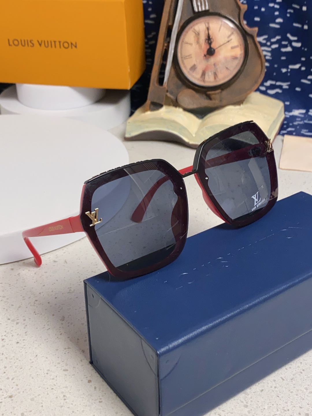 LouisVuitton路易威登 2025新款Lv 时尚轻奢方框防晒墨镜女款 高级感显瘦偏光女士太阳镜大