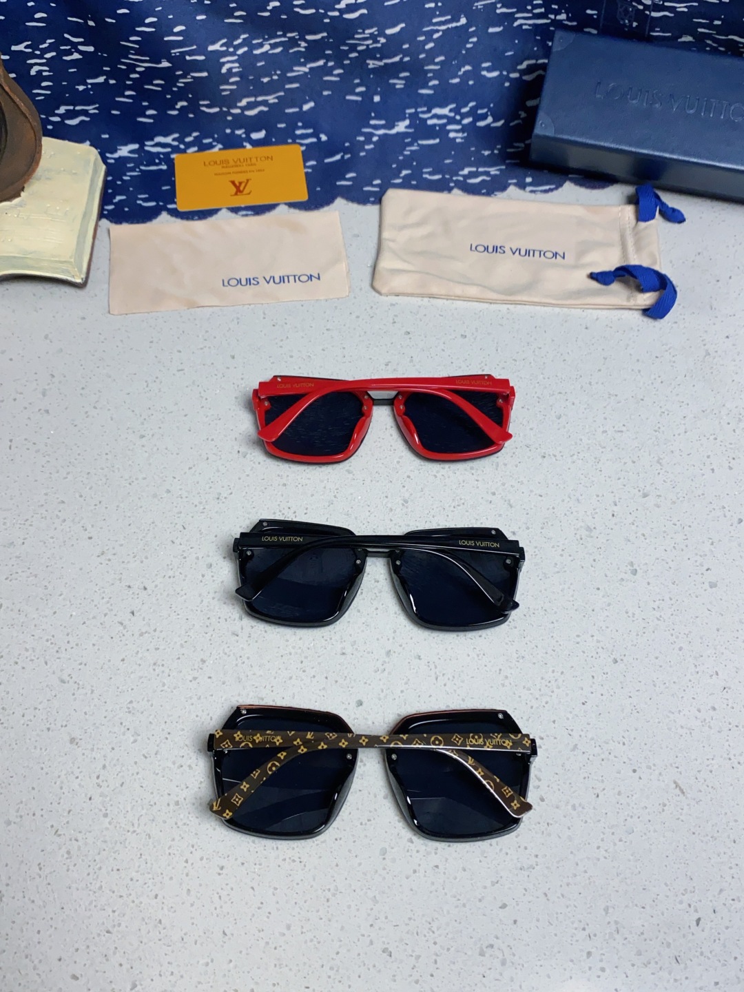 LouisVuitton路易威登 2025新款Lv 时尚轻奢方框防晒墨镜女款 高级感显瘦偏光女士太阳镜大